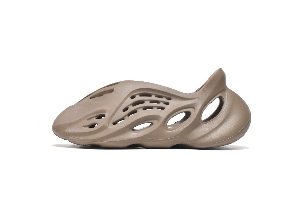 adidas_yeezy_foam_runner_mist_gv6774_1834F5995C711 adidas Yeezy Foam Runner Mist GV6774 - Image 1