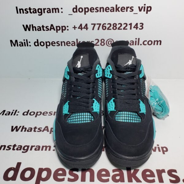 Air Jordan 4 Retro