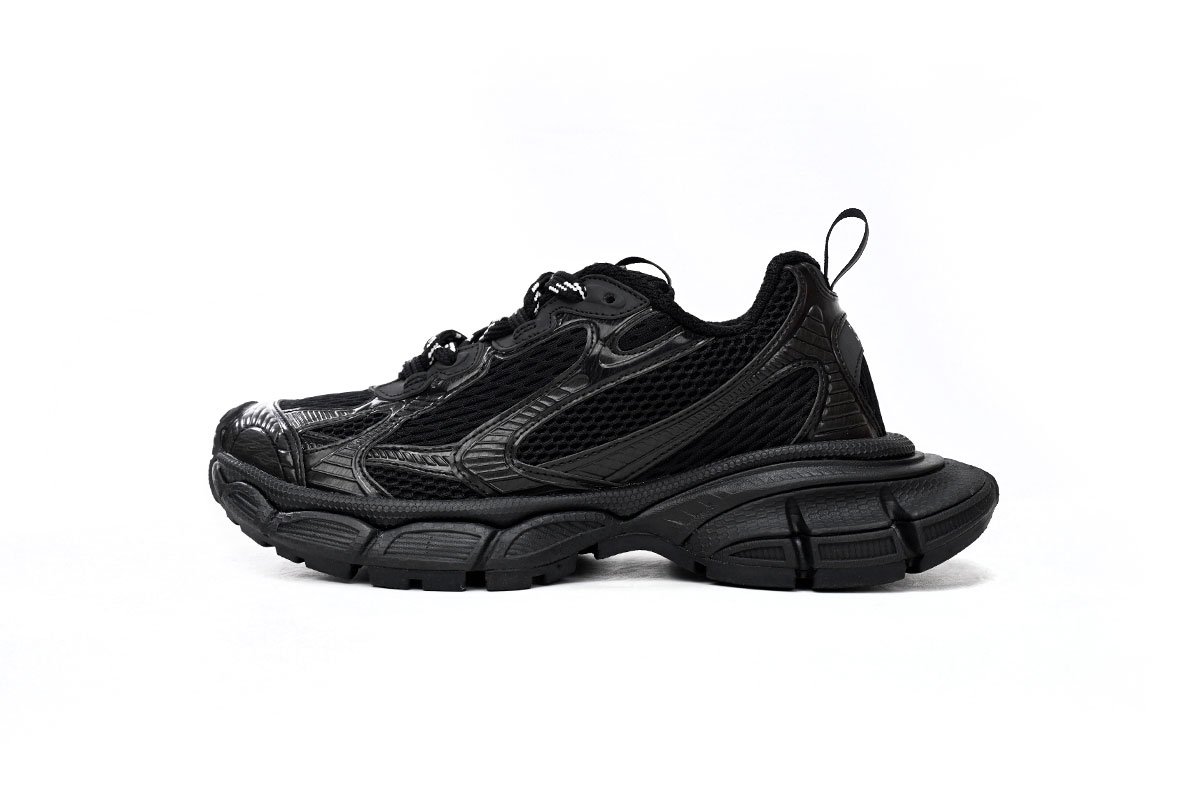 balenciaga_3xl_all_black_734733_w2rc6_0203_1A4A0F2543F1A Balenciaga 3XL All Black 734733 W2RC6 0203 - Image 1