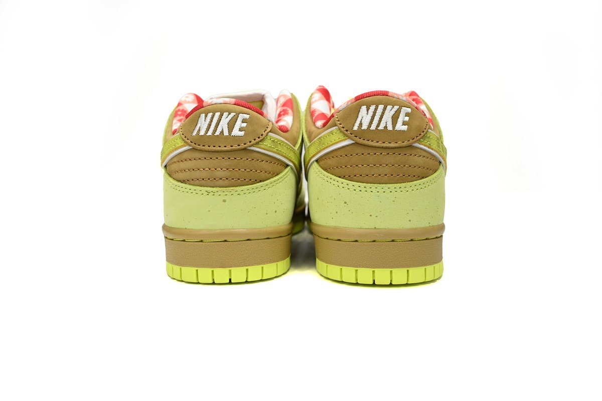 CONCEPTS × Nike Dunk SB Fluorescent Yellow Lobster BV1310-566 - Image 4