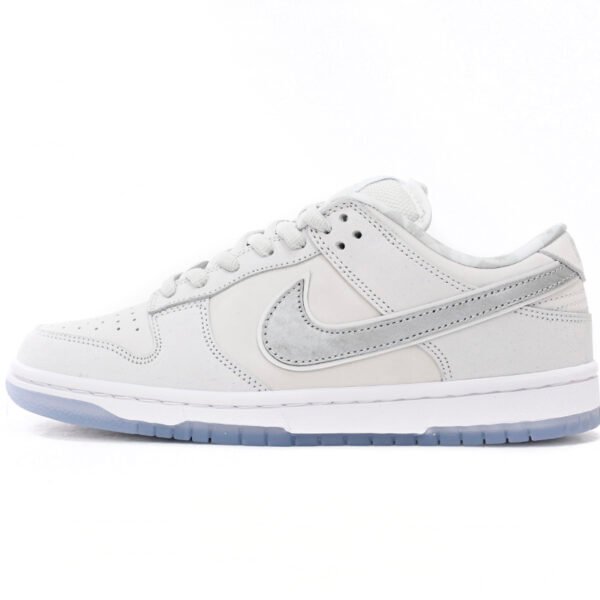 CONCEPTS × Nike Dunk SB Low White Lobster FD8776-100