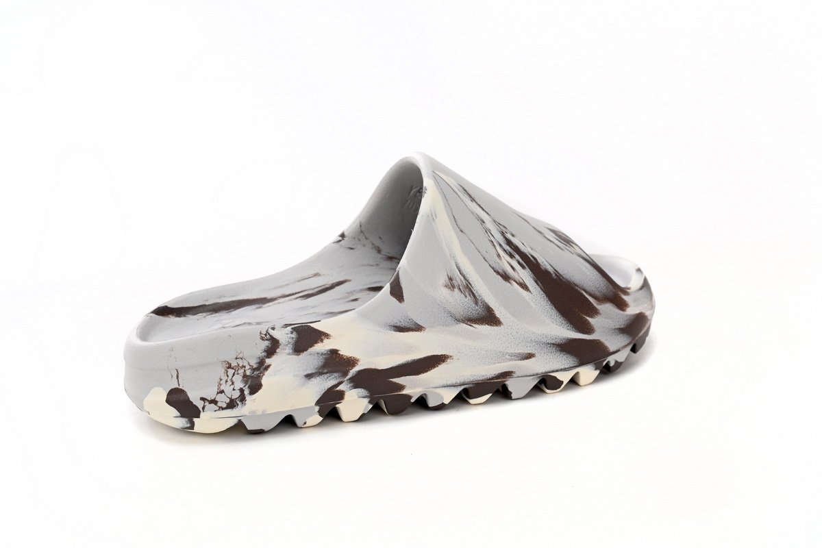 Yeezy Slide Enflame Oil Painting White Grey GZ5553 - Image 3