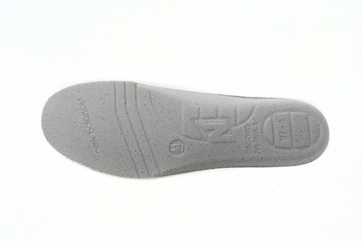 NEW BALANCE White Red M1906RQ - Image 11
