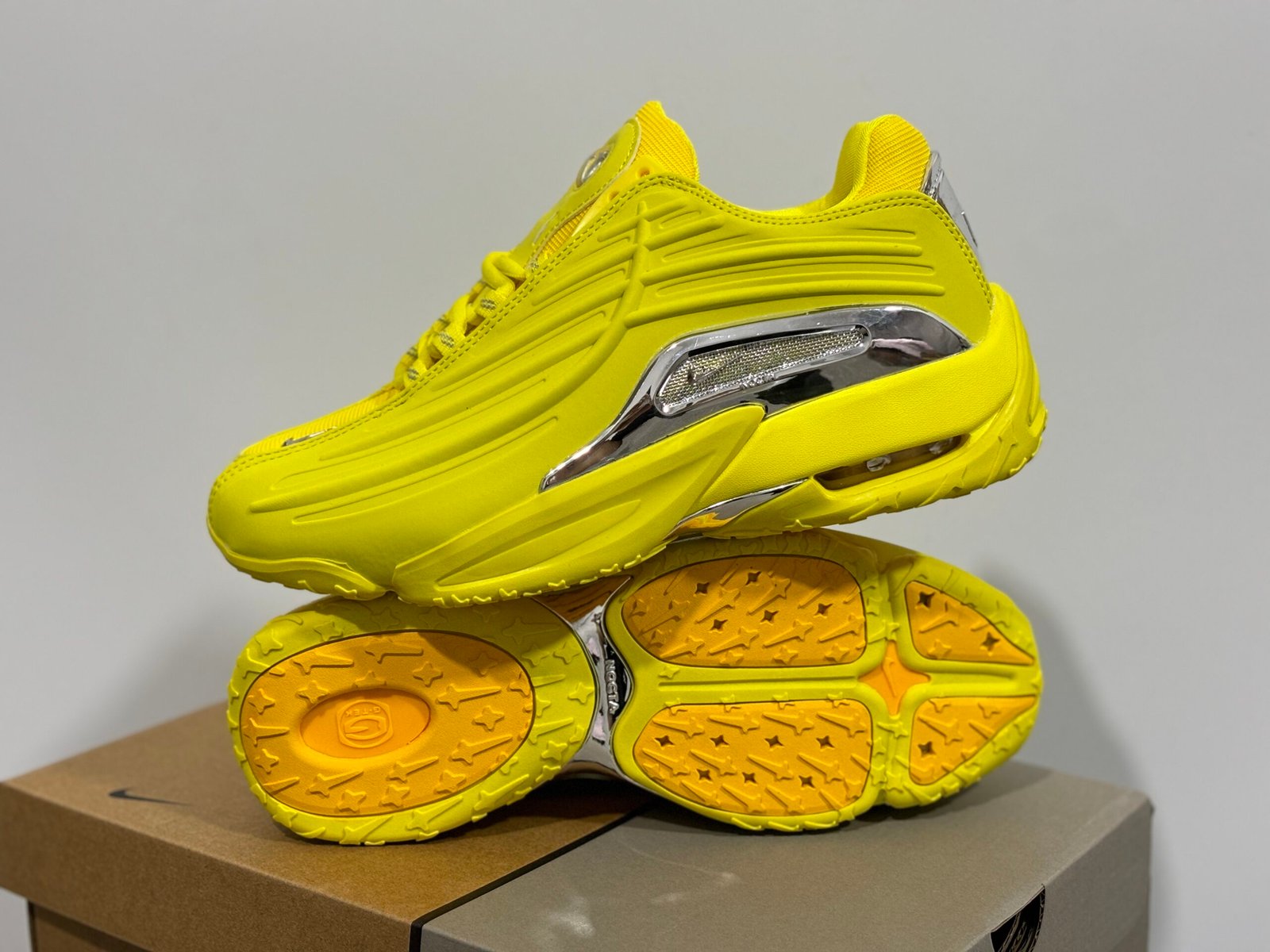 Nike Hot Step 2 Drake NOCTA Opti Yellow   DZ7293-700 - Image 3