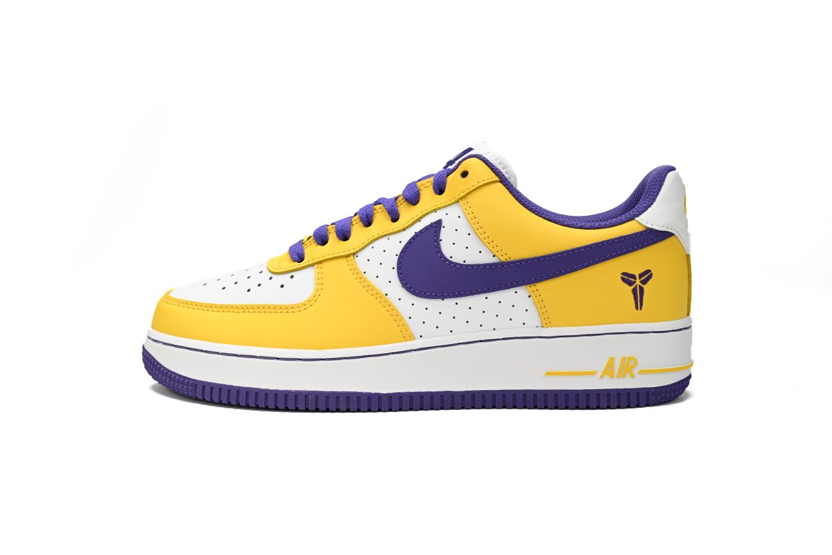 nike_kobe_bryant_x_nk_air_force_1_low_retro_qs_fz1151_100_1A58122F3CE19 Nike Kobe Bryant x NK Air Force 1 Low Retro QS FZ1151-100 - Image 1
