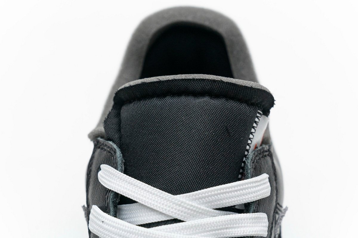 OFF White X Air Force 1 ’07 Low MOMA AV5210-001 - Image 8