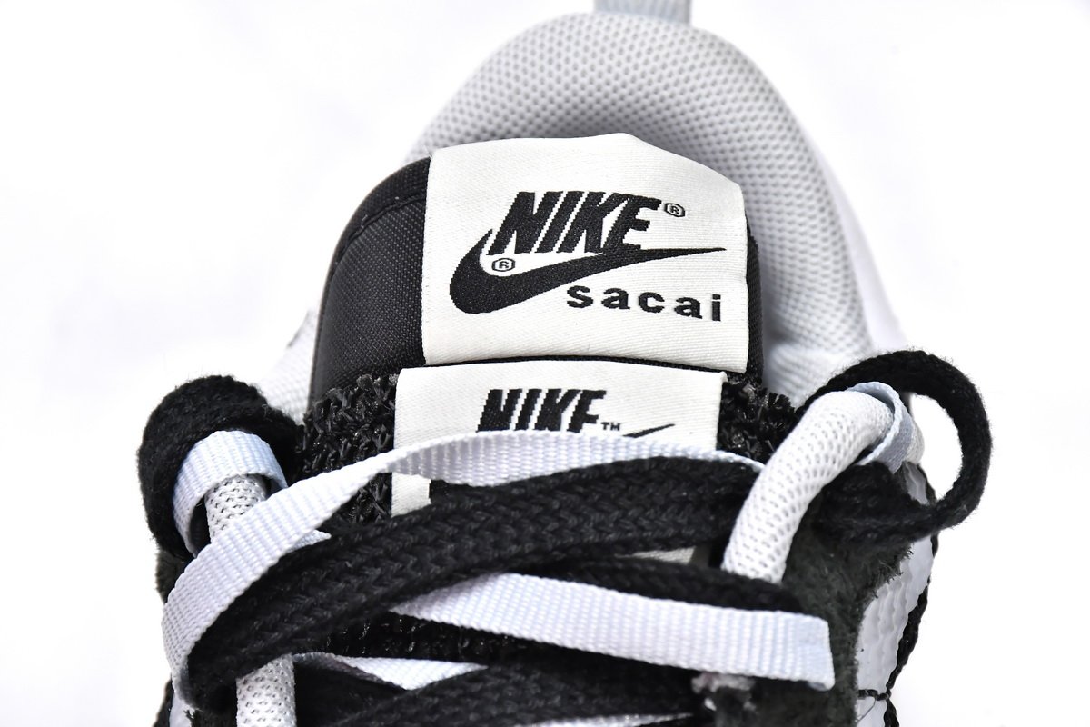 Sacai x Nike Pegasua Vaporfly Black White CV1363-001 - Image 5